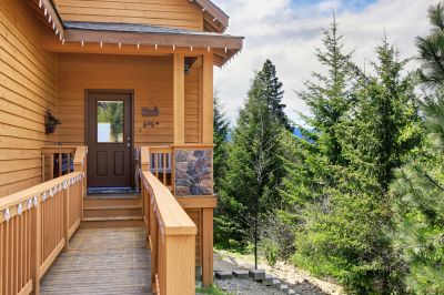 Get Wood Siding Installation or Repair!